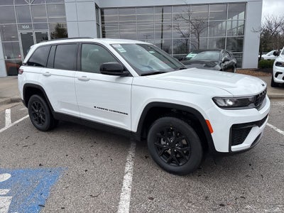 2026 Jeep Grand Cherokee Laredo