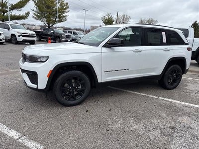 2026 Jeep Grand Cherokee GRAND CHEROKEE LAREDO ALTITUDE 4X4