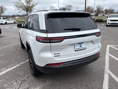 2026 Jeep Grand Cherokee GRAND CHEROKEE LAREDO ALTITUDE 4X4