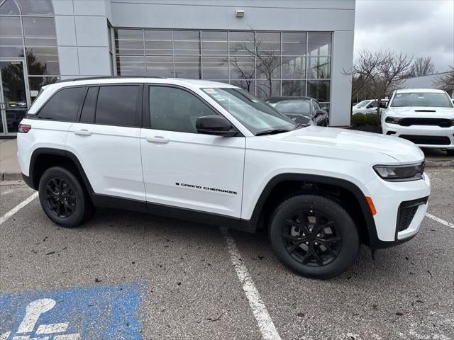 2026 Jeep Grand Cherokee GRAND CHEROKEE LAREDO ALTITUDE 4X4