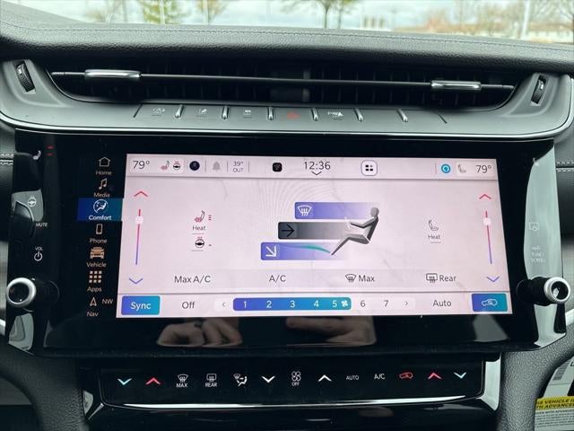 2026 Jeep Grand Cherokee GRAND CHEROKEE LAREDO ALTITUDE 4X4