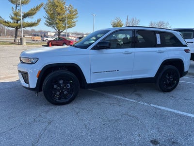 2026 Jeep Grand Cherokee Laredo