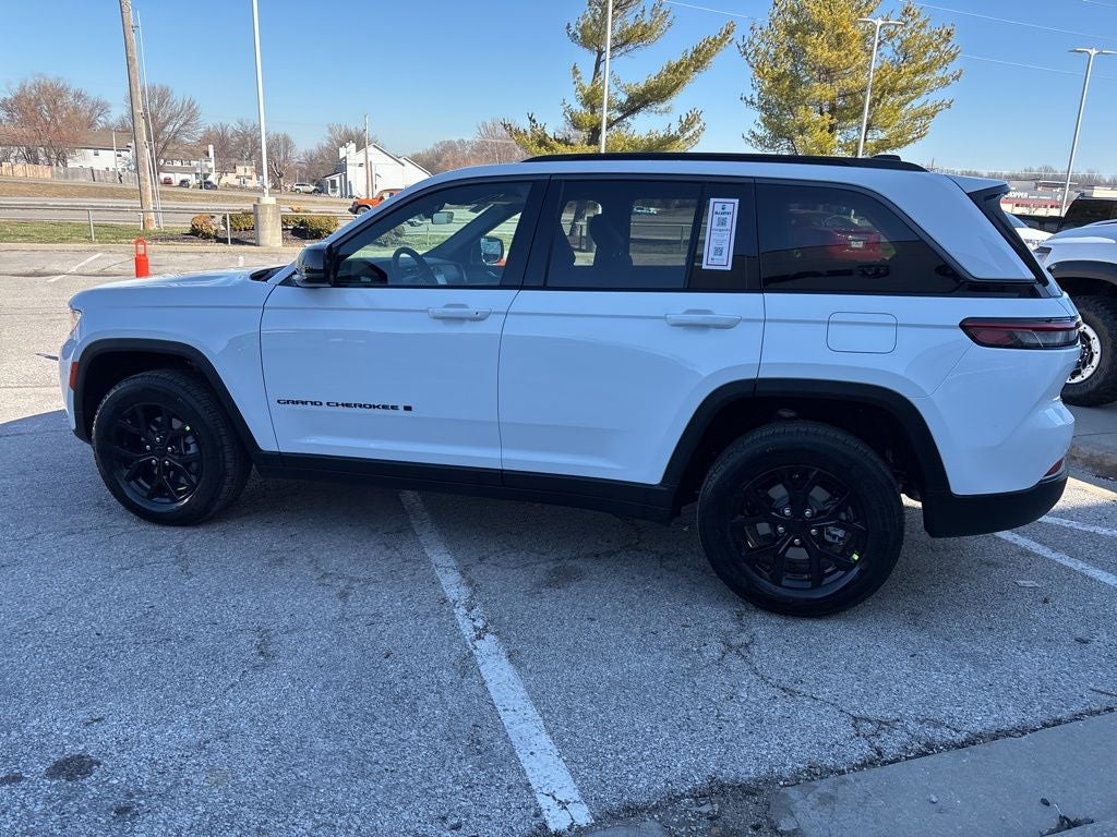 2026 Jeep Grand Cherokee Laredo