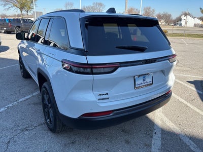 2026 Jeep Grand Cherokee Laredo