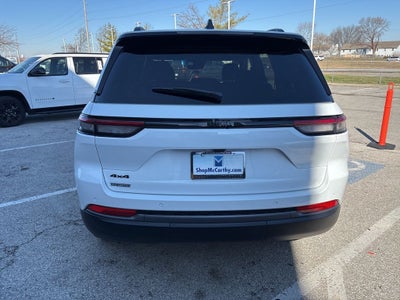 2026 Jeep Grand Cherokee Laredo