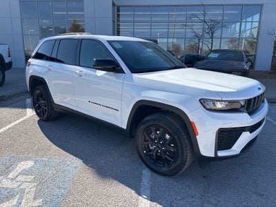 2026 Jeep Grand Cherokee Laredo