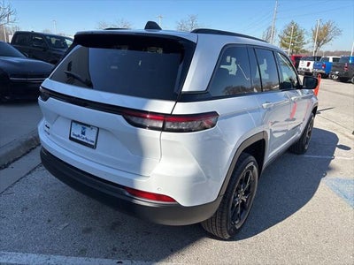 2026 Jeep Grand Cherokee GRAND CHEROKEE LAREDO ALTITUDE 4X4