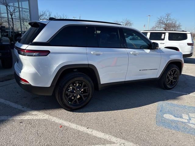 2026 Jeep Grand Cherokee GRAND CHEROKEE LAREDO ALTITUDE 4X4