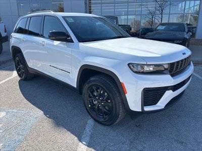 2026 Jeep Grand Cherokee GRAND CHEROKEE LAREDO ALTITUDE 4X4