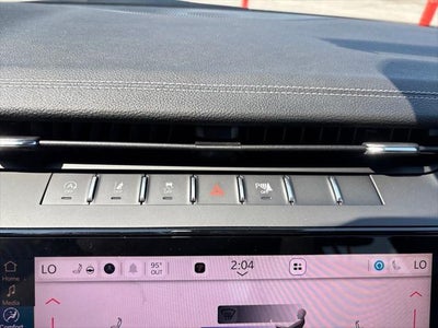 2027 Jeep Grand Cherokee Laredo Altitude