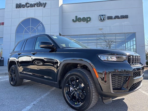 2026 Jeep Grand Cherokee Laredo