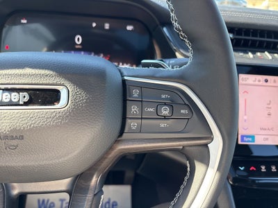 2026 Jeep Grand Cherokee Laredo