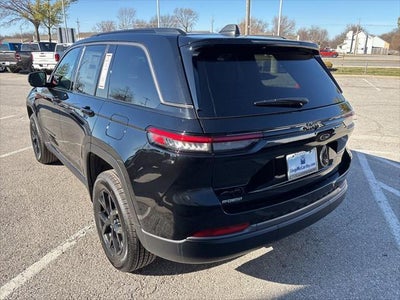 2026 Jeep Grand Cherokee GRAND CHEROKEE LAREDO ALTITUDE 4X4