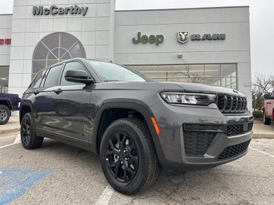 2026 Jeep Grand Cherokee Laredo