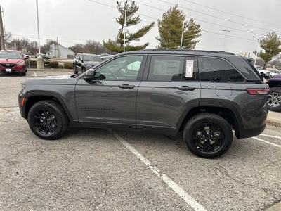 2026 Jeep Grand Cherokee Laredo