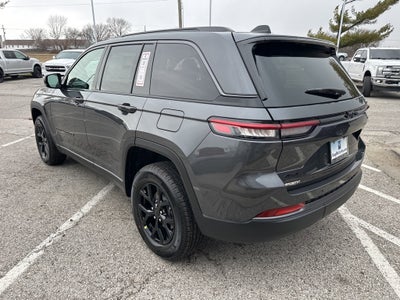 2026 Jeep Grand Cherokee Laredo