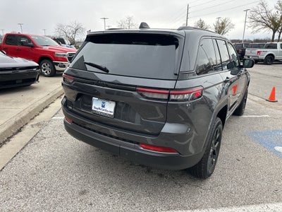 2026 Jeep Grand Cherokee Laredo