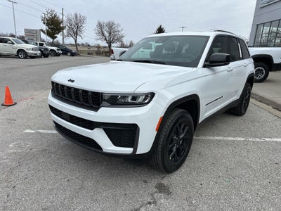 2026 Jeep Grand Cherokee Laredo