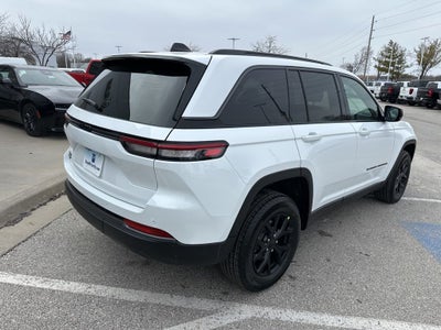 2026 Jeep Grand Cherokee Laredo