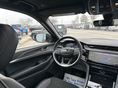 2026 Jeep Grand Cherokee Laredo