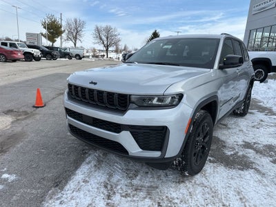 2026 Jeep Grand Cherokee Laredo