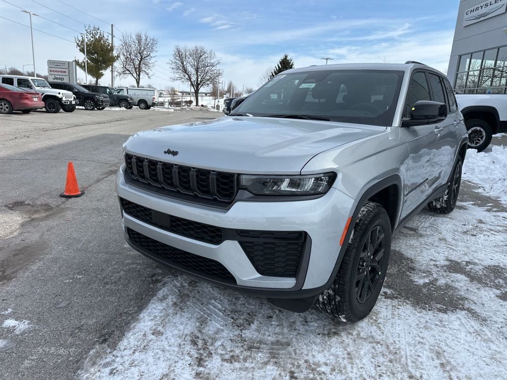 2026 Jeep Grand Cherokee Laredo