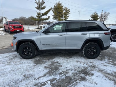 2026 Jeep Grand Cherokee Laredo