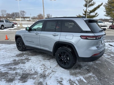 2026 Jeep Grand Cherokee Laredo