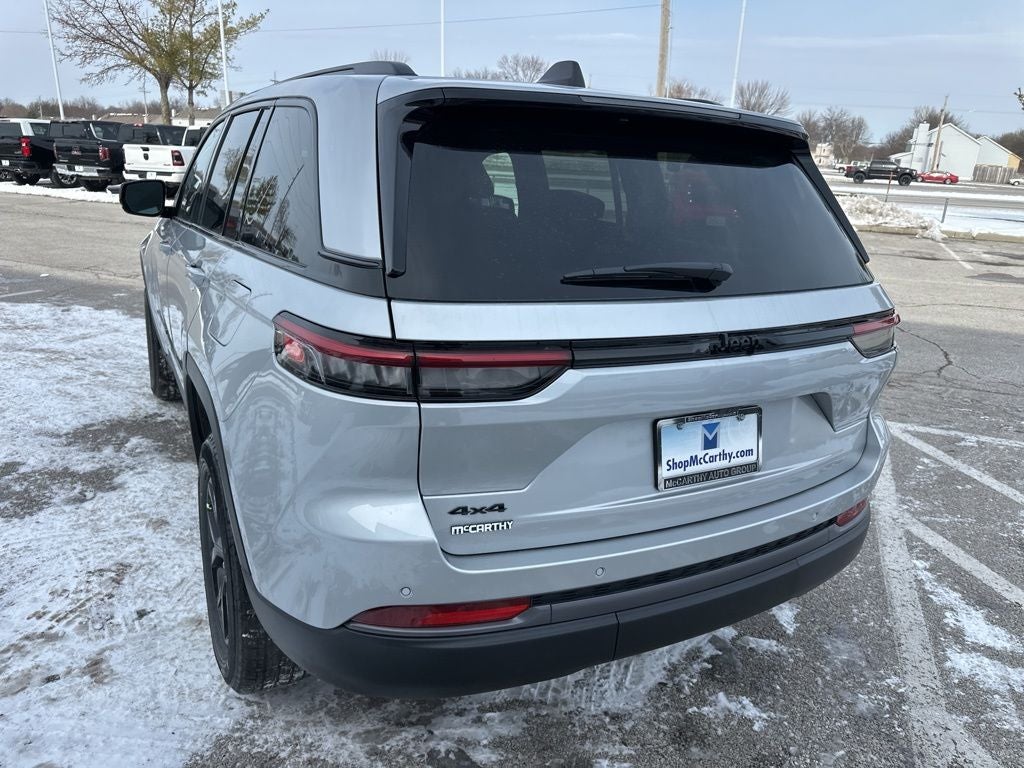 2026 Jeep Grand Cherokee Laredo