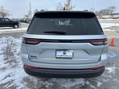 2026 Jeep Grand Cherokee Laredo