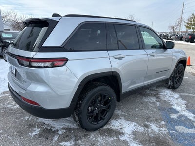 2026 Jeep Grand Cherokee Laredo