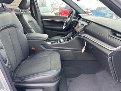 2026 Jeep Grand Cherokee Laredo