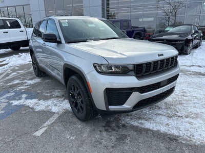 2026 Jeep Grand Cherokee Laredo