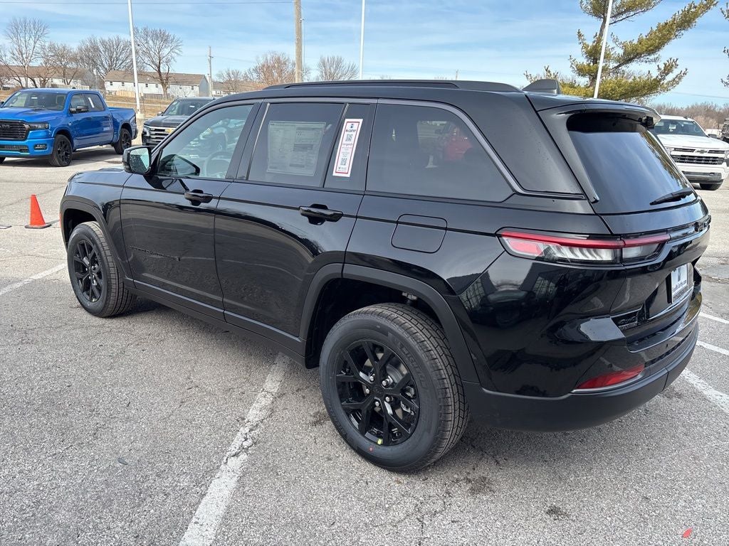 2026 Jeep Grand Cherokee Altitude