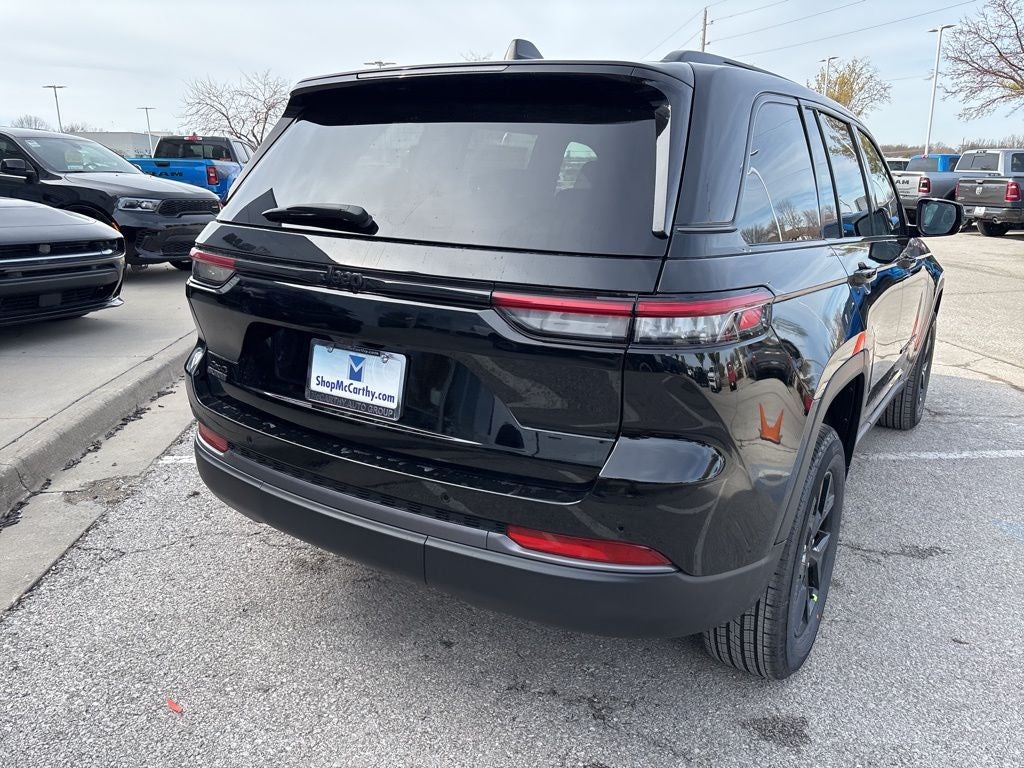 2026 Jeep Grand Cherokee Altitude