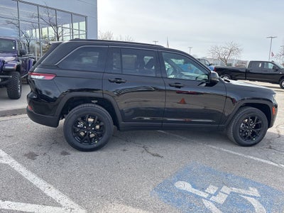 2026 Jeep Grand Cherokee Altitude