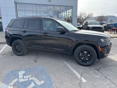 2026 Jeep Grand Cherokee Altitude