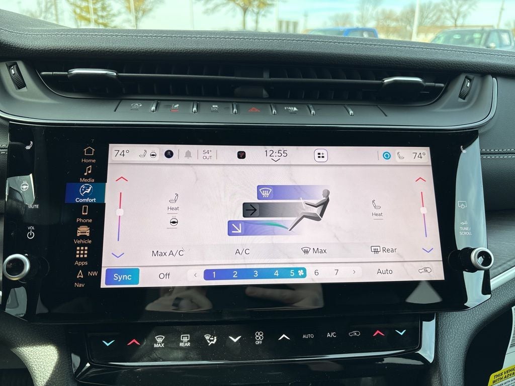 2026 Jeep Grand Cherokee Altitude