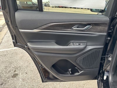 2026 Jeep Grand Cherokee Altitude