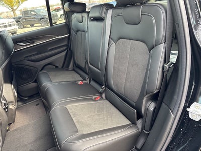 2026 Jeep Grand Cherokee Altitude