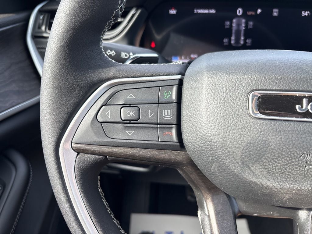 2026 Jeep Grand Cherokee Altitude