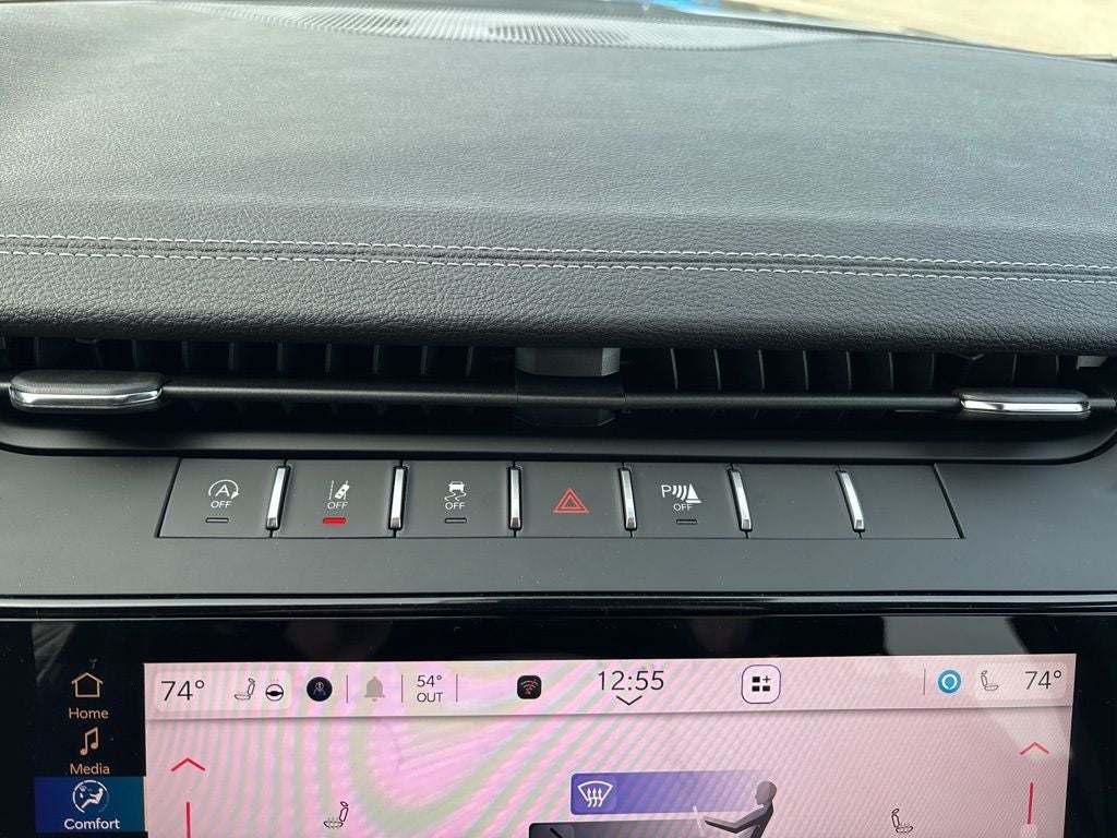 2026 Jeep Grand Cherokee Altitude