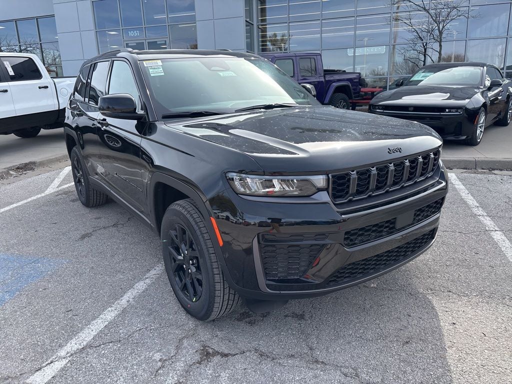2026 Jeep Grand Cherokee Altitude