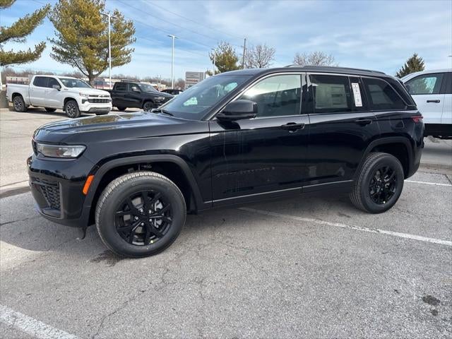 2026 Jeep Grand Cherokee GRAND CHEROKEE LAREDO ALTITUDE 4X4