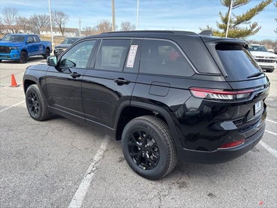2026 Jeep Grand Cherokee GRAND CHEROKEE LAREDO ALTITUDE 4X4