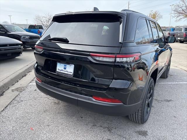 2026 Jeep Grand Cherokee GRAND CHEROKEE LAREDO ALTITUDE 4X4