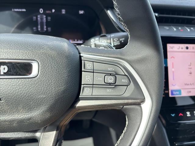 2026 Jeep Grand Cherokee GRAND CHEROKEE LAREDO ALTITUDE 4X4