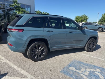 2026 Jeep Grand Cherokee Limited Reserve