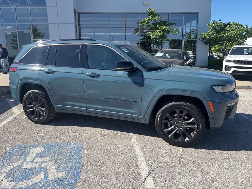 2026 Jeep Grand Cherokee Limited Reserve