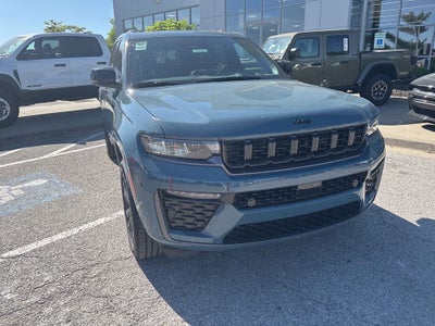 2026 Jeep Grand Cherokee Limited Reserve
